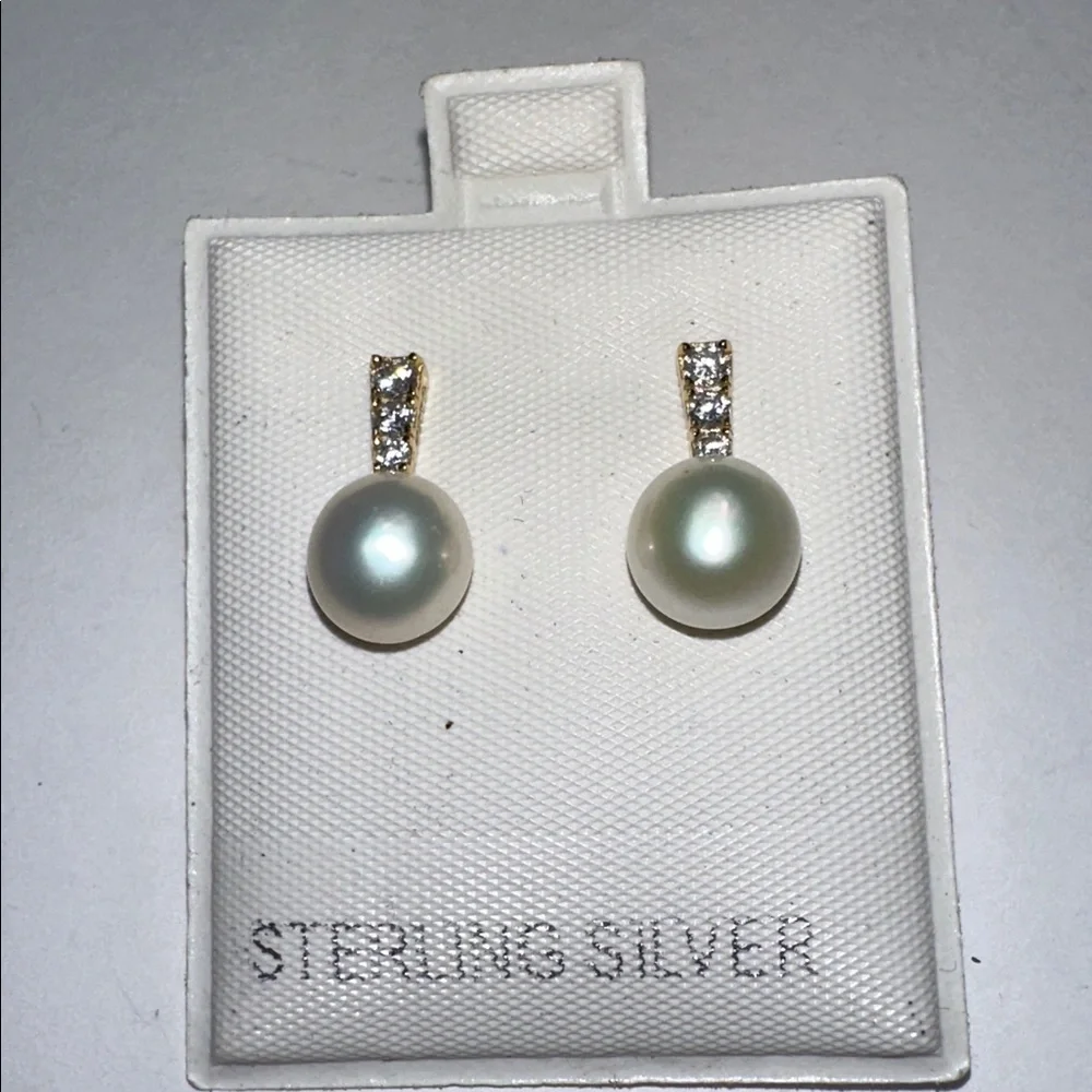 925/Gold Plated Cultured Freshwater Pearl & CZ Drop Stud Earrings - Picture 1 of 3